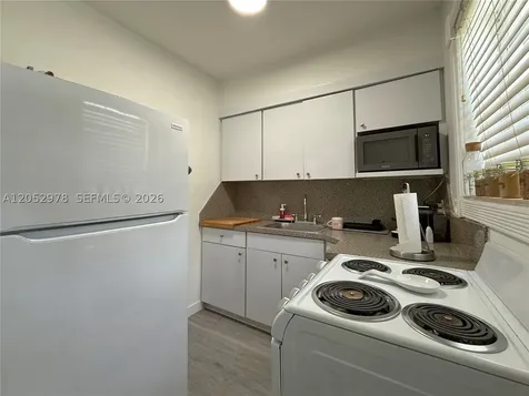 3121 SW 25th Terrace Miami FL 33133