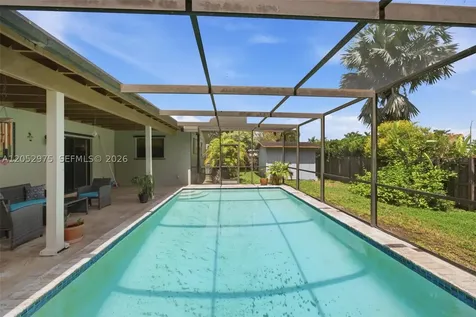 225 NW 15th Street Homestead FL 33030