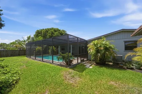 225 NW 15th Street Homestead FL 33030