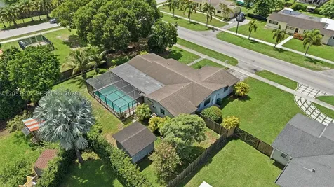 225 NW 15th Street Homestead FL 33030