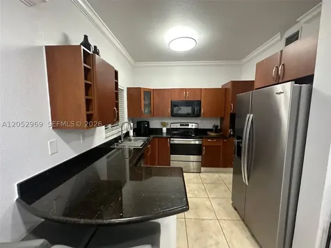 7423 NW 182nd Street Hialeah FL 33015