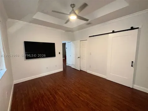 7423 NW 182nd Street Hialeah FL 33015