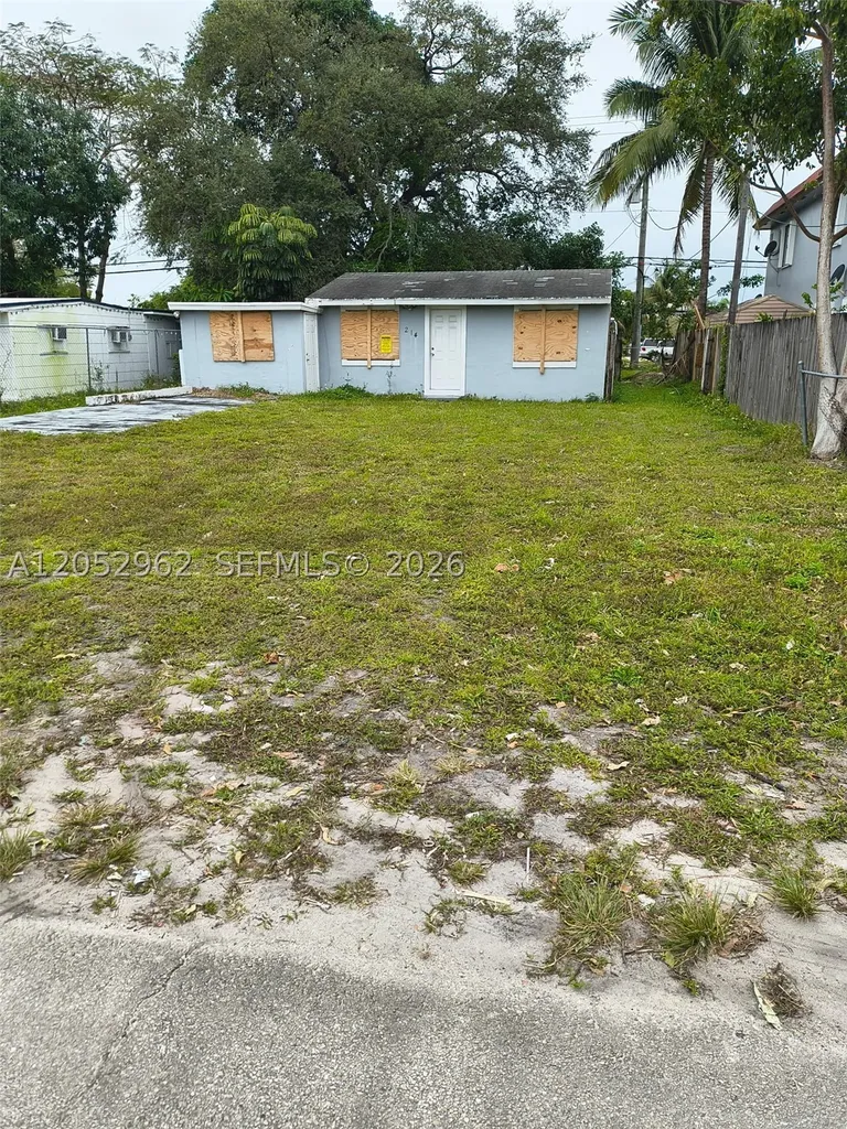 214 N 61st Terrace Hollywood FL 33024