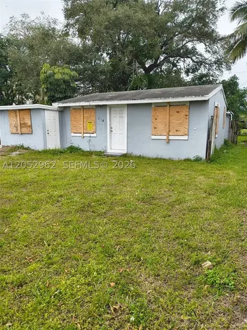 214 N 61st Terrace Hollywood FL 33024