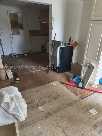 214 N 61st Terrace Hollywood FL 33024