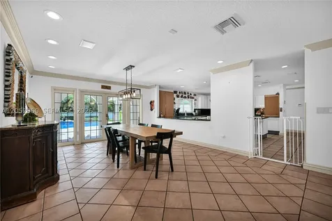 7550 SW 74th Street Miami FL 33143