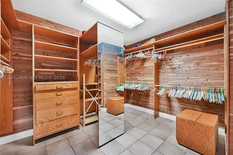 7550 SW 74th Street Miami FL 33143