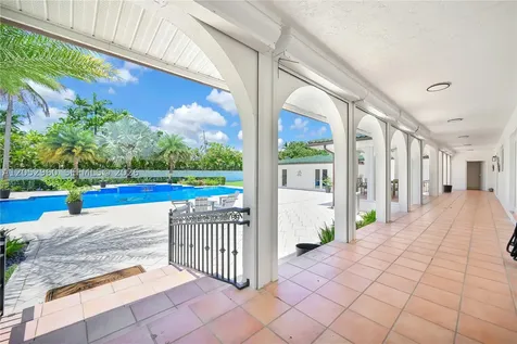 7550 SW 74th Street Miami FL 33143