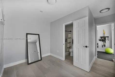 7550 SW 74th Street Miami FL 33143