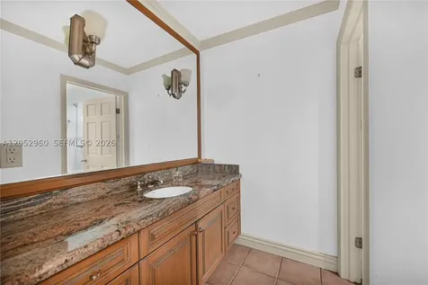 7550 SW 74th Street Miami FL 33143