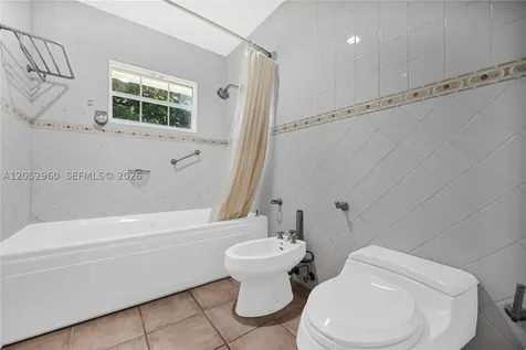 7550 SW 74th Street Miami FL 33143