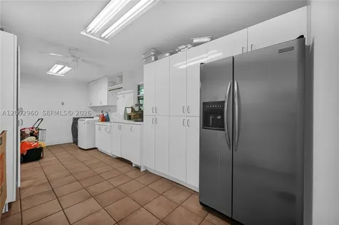 7550 SW 74th Street Miami FL 33143
