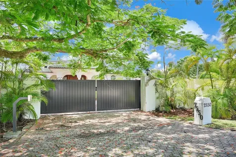 7550 SW 74th Street Miami FL 33143