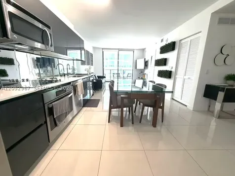 31 SE 6th Street Miami FL 33131