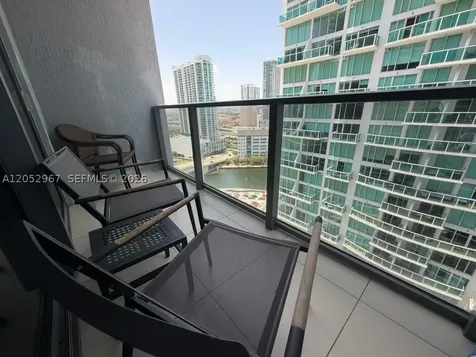 31 SE 6th Street Miami FL 33131