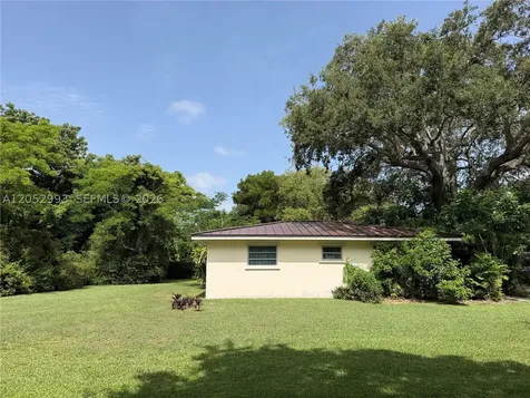 7452 SW 166th Terrace Palmetto Bay FL 33157