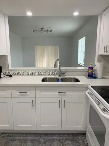 1035 West 77 Th Street Hialeah FL 33014