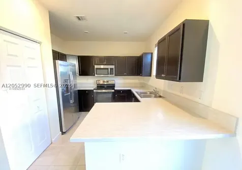 97 SE 34th Terrace Homestead FL 33033