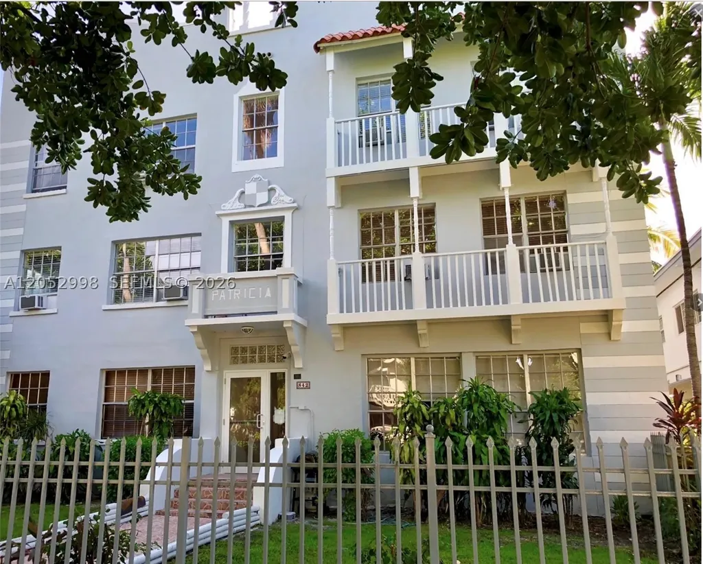842 Meridian Avenue Miami Beach FL 33139
