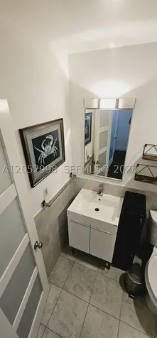 842 Meridian Avenue Miami Beach FL 33139
