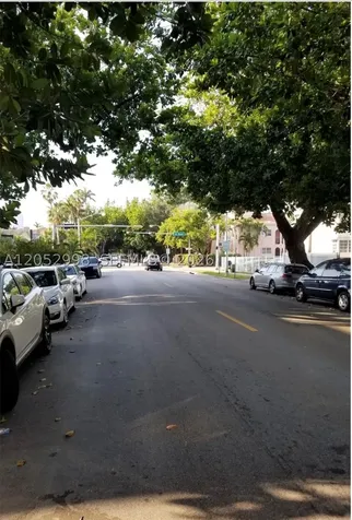 842 Meridian Avenue Miami Beach FL 33139