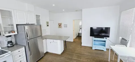 842 Meridian Avenue Miami Beach FL 33139