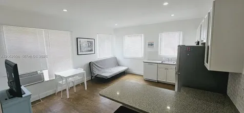 842 Meridian Avenue Miami Beach FL 33139