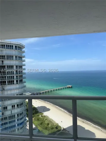 16425 Collins Avenue Sunny Isles Beach FL 33160