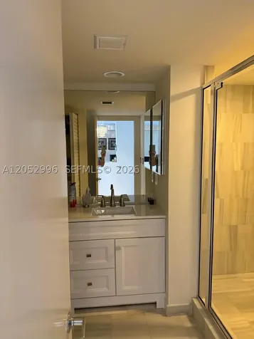 16425 Collins Avenue Sunny Isles Beach FL 33160