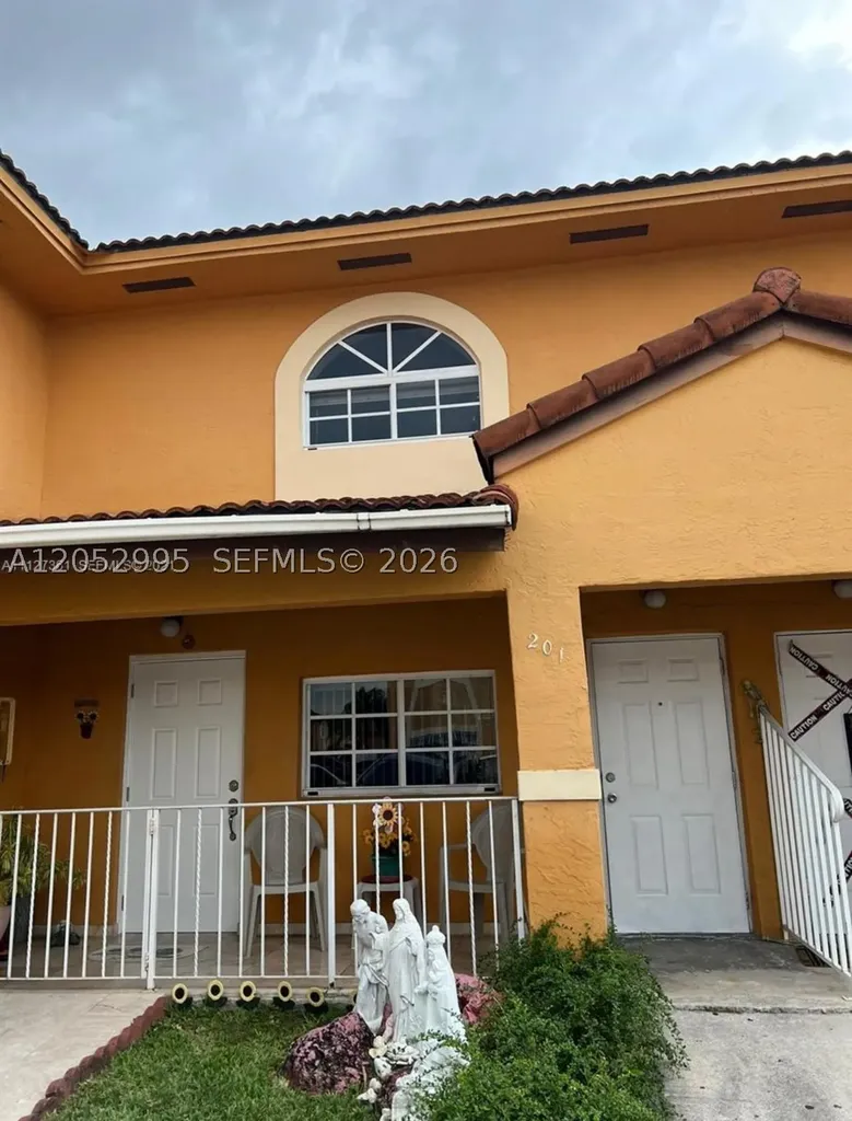 7818 W 34th Lane Hialeah FL 33018