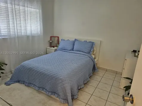 7818 W 34th Lane Hialeah FL 33018