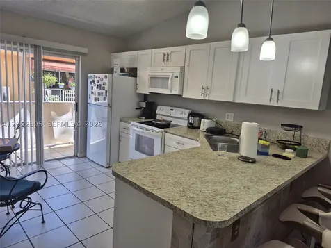 7818 W 34th Lane Hialeah FL 33018
