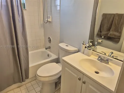 7818 W 34th Lane Hialeah FL 33018