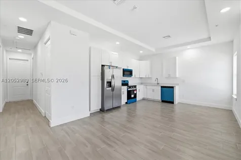 195 W Rotonda Port Charlotte FL 33947