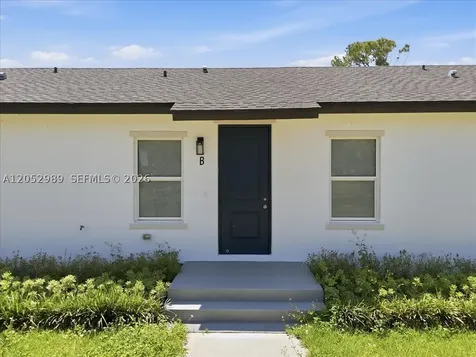 195 W Rotonda Port Charlotte FL 33947