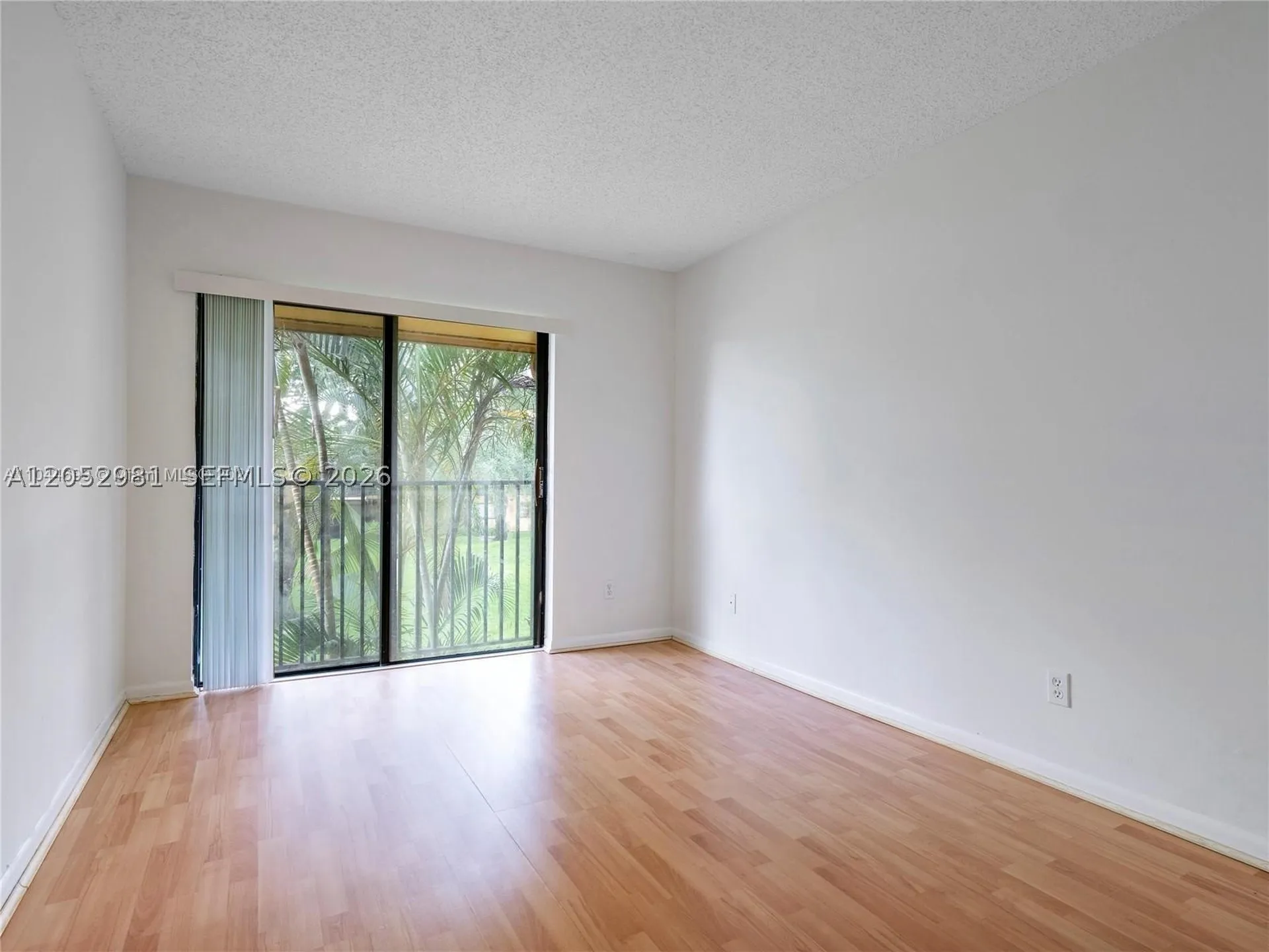 5801 Washington Street Hollywood FL 33023