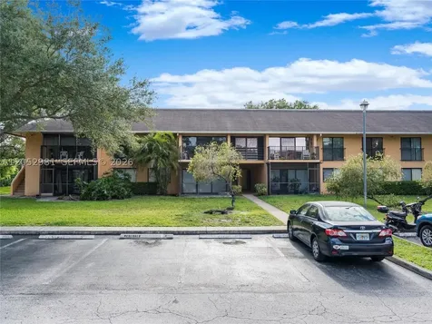 5801 Washington Street Hollywood FL 33023