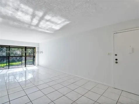 5801 Washington Street Hollywood FL 33023
