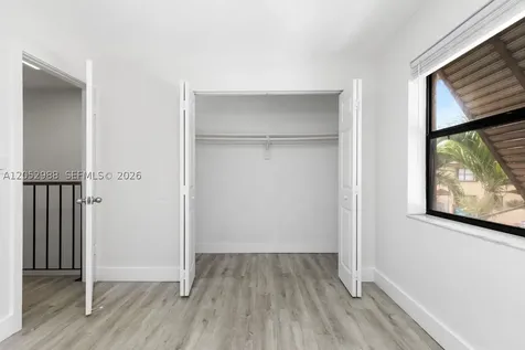 6854 NW 173rd Drive Hialeah FL 33015