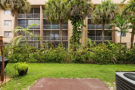6854 NW 173rd Drive Hialeah FL 33015