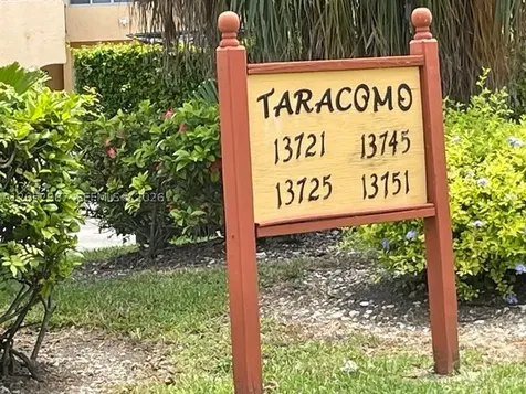 13721 SW 84th Street Miami FL 33183