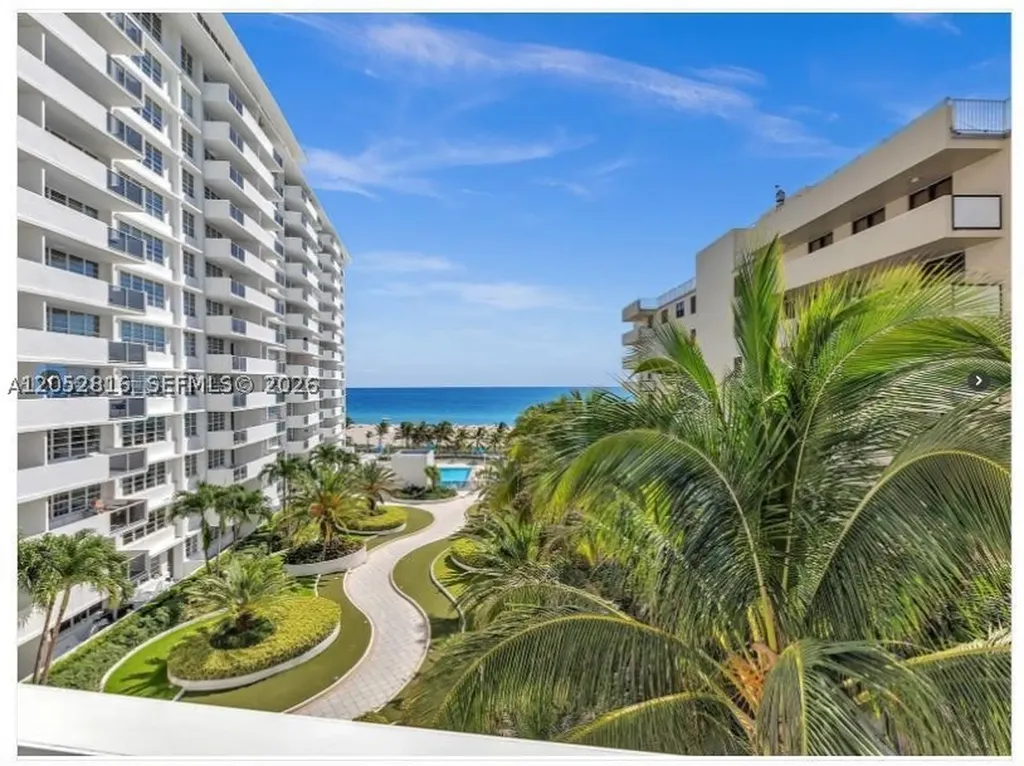 100 Lincoln Road Miami Beach FL 33139