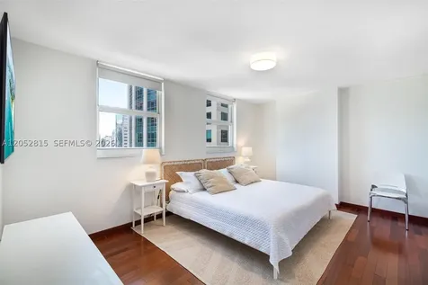 1200 Brickell Bay Drive Miami FL 33131