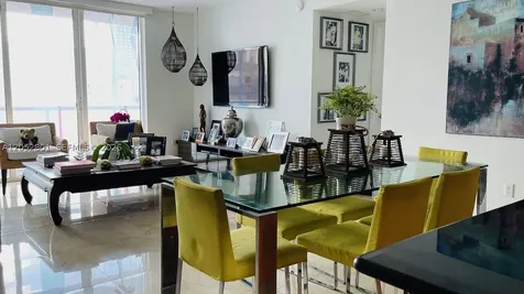 50 Biscayne Boulevard Miami FL 33132