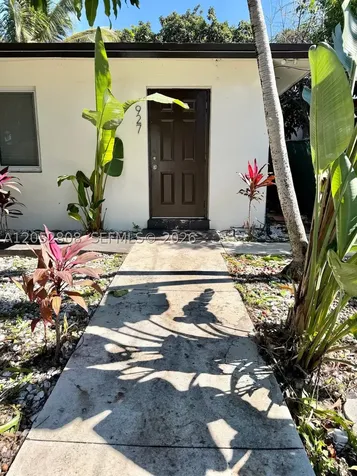 929 SW 12th Avenue Miami FL 33130