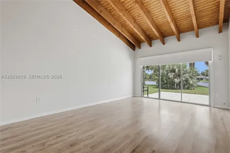 10680 Cherry Avenue Pembroke Pines FL 33026
