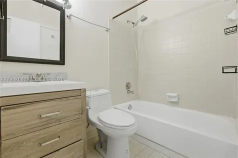 10680 Cherry Avenue Pembroke Pines FL 33026