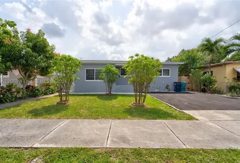 3635 SW 88th Court Miami FL 33165