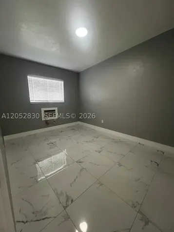 2080 NW 31st Street Miami FL 33142