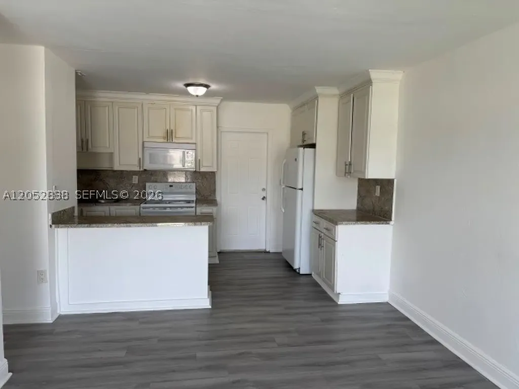 1870 NW 167 Street Miami Gardens FL 33054